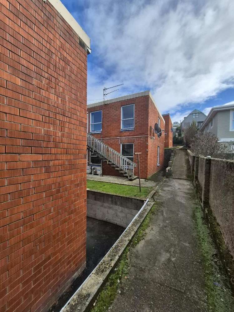 3/102 Harbour Tce 2202_3