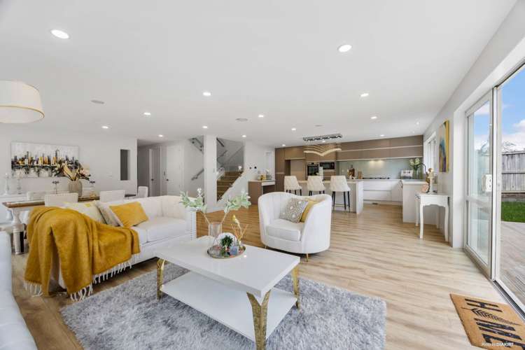 2/89 Waipuna Road Mount Wellington_3