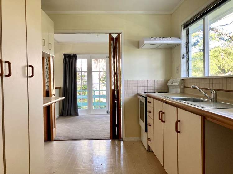 23 Titirangi Road New Lynn_5