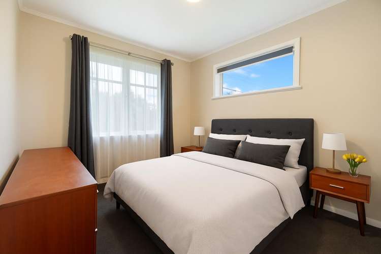 2/49A Shakespeare Avenue Trentham_9