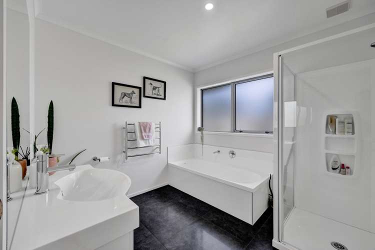 31 Jules Crescent Bell Block_16