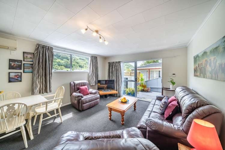 32A Hartford Crescent Totara Park_5