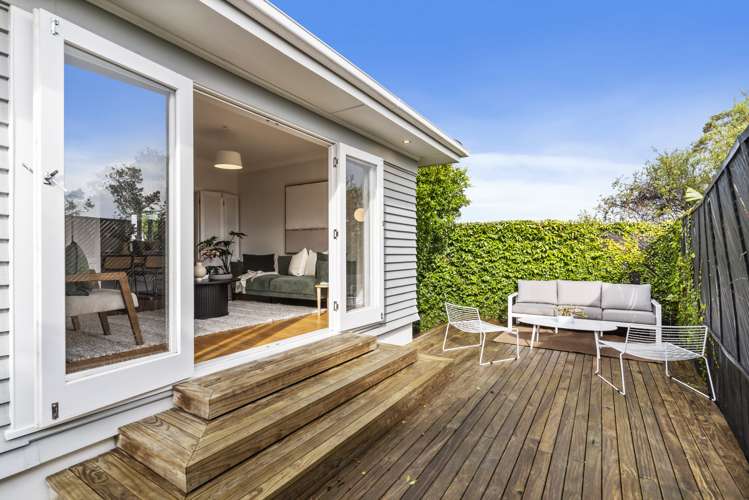 1615a Great North Road Waterview_13