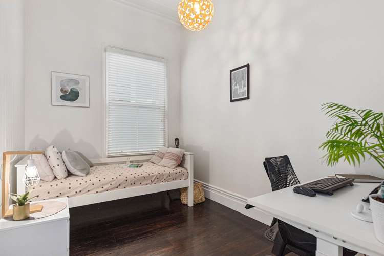 11 Shoal Bay Road Devonport_6