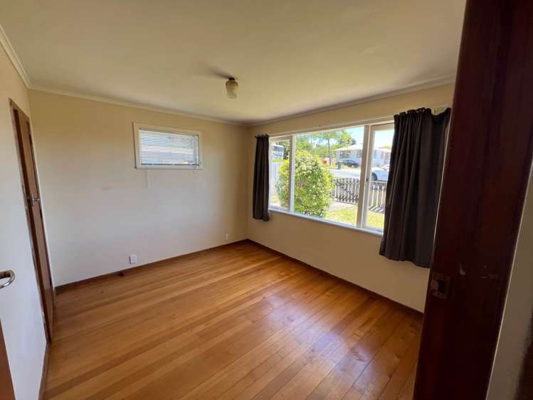 36 Glengarry Road Glen Eden_5