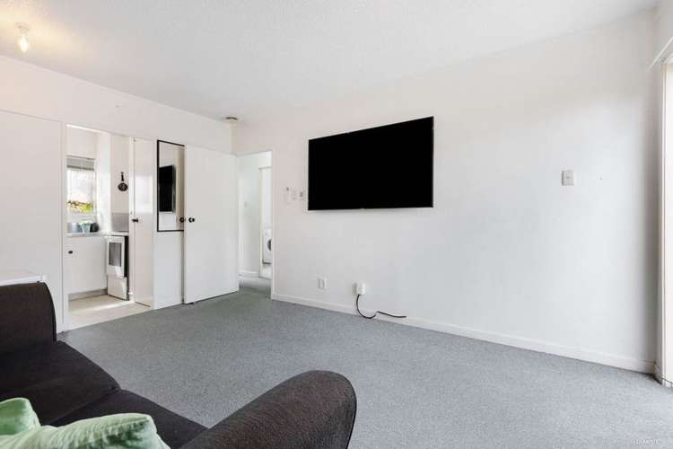 18 Fred Woodward Place 10044_1