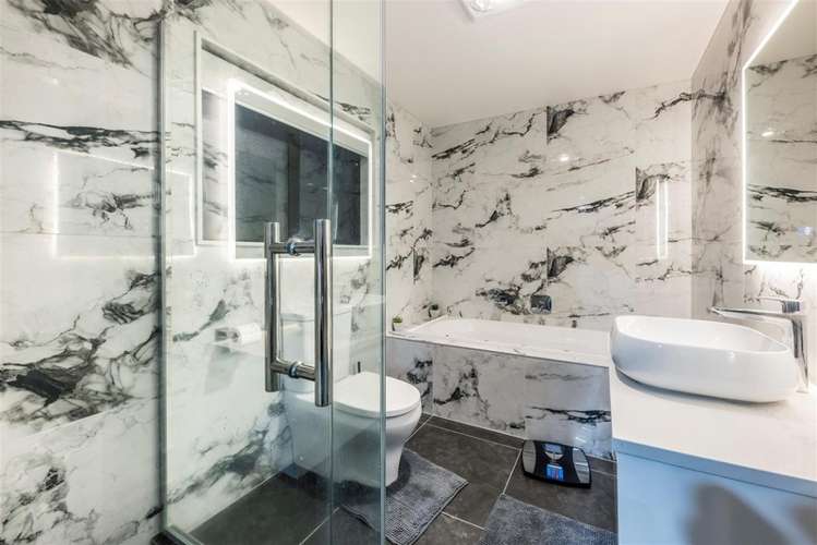 54 Armstrong Farm Drive East Tamaki Heights_17