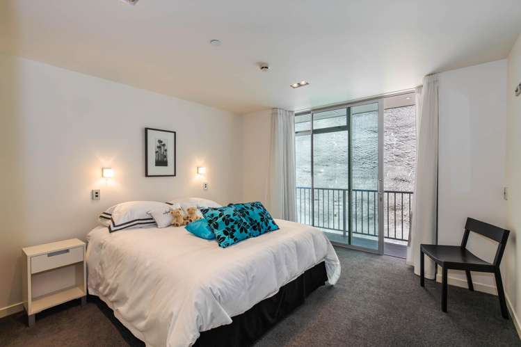 105/283 Wakefield Quay Stepneyville_16