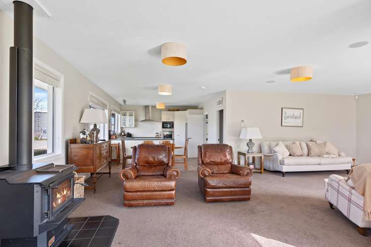 127 Cryers Road Southbridge_6