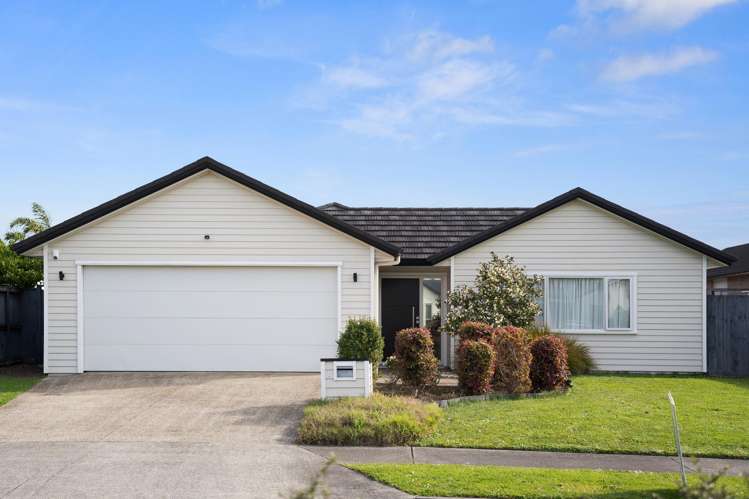 8 Canini Grove Karaka_24