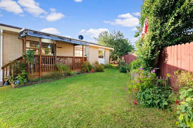 6 Helms Place Manurewa_1