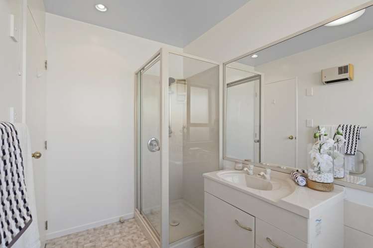 23 Wittys Road Avonhead_16