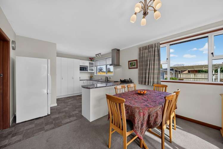 73 Crofton Road Harewood_7