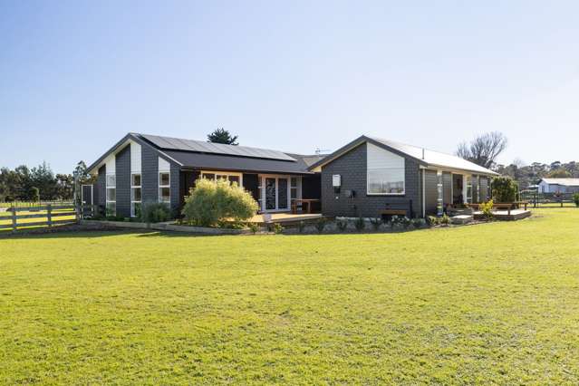 18 Ashgrove Lane Ashhurst_4