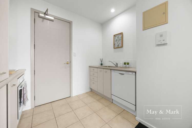 4B/14 Waterloo Quadrant Auckland Central_7