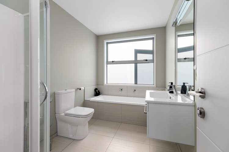 1 Ellesmere Close Pyes Pa_18