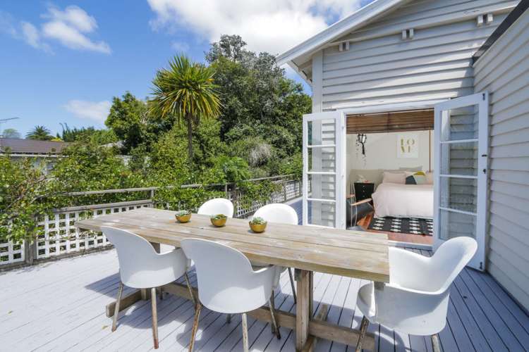 39 Clayburn Road Glen Eden_1