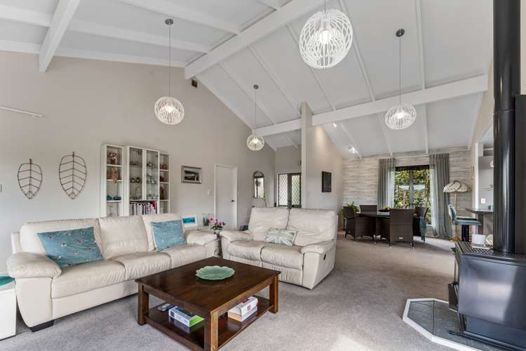 60 Moana View Road Waikawa_25