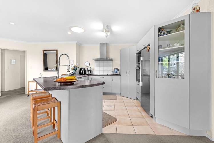 4 Fairford Avenue Henderson_5