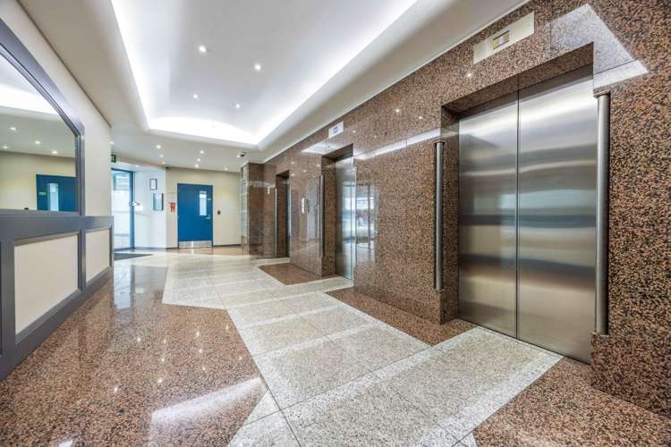 50 Anzac Ave City Centre_17