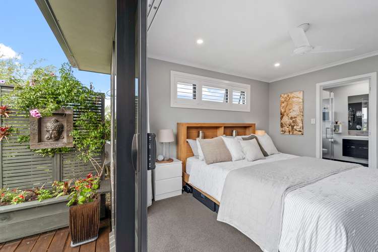 39 Surf View Crescent Red Beach_22