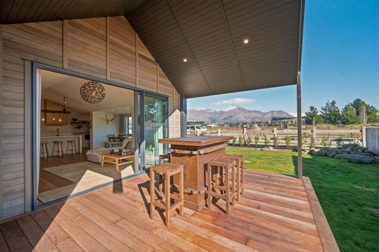 1 Moonstone Street Wanaka_6