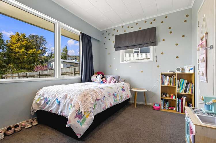 18 Kotare Street Hilltop_19