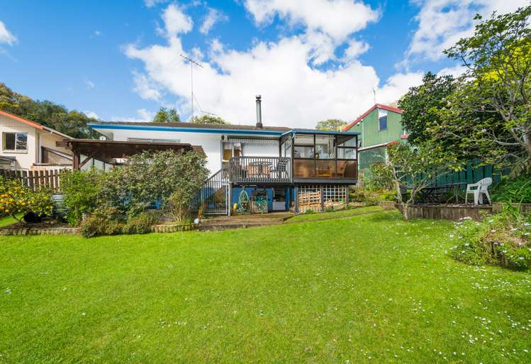 2/5 Mahuta Grove Northcote_14