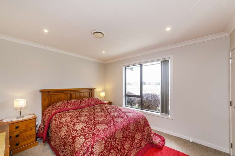 84 Churcher Street Feilding_18