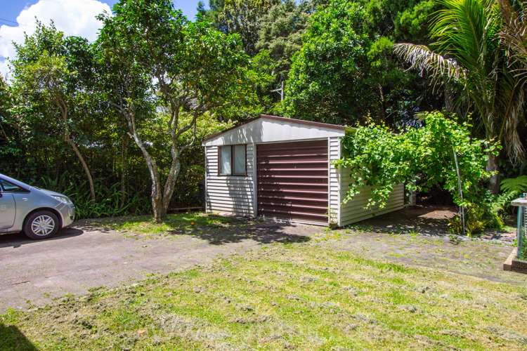 178 Woodlands Park Road Titirangi_16