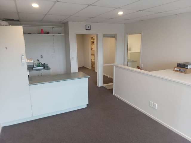 Unit 20/6 Airborne Road Rosedale_1