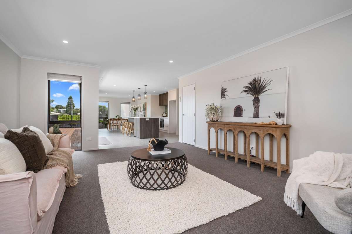 55A Pemberton Crescent_4