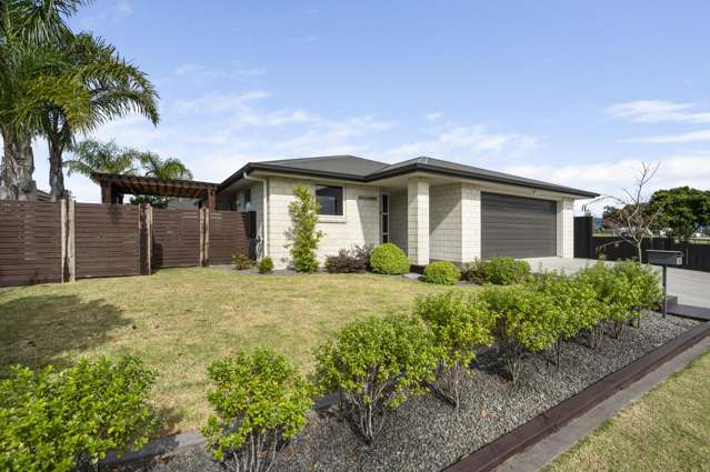 77 Golden Sands Drive Papamoa Beach_1