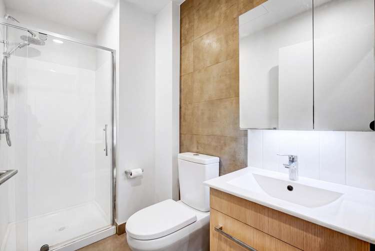 1501/438 Queen Street_5