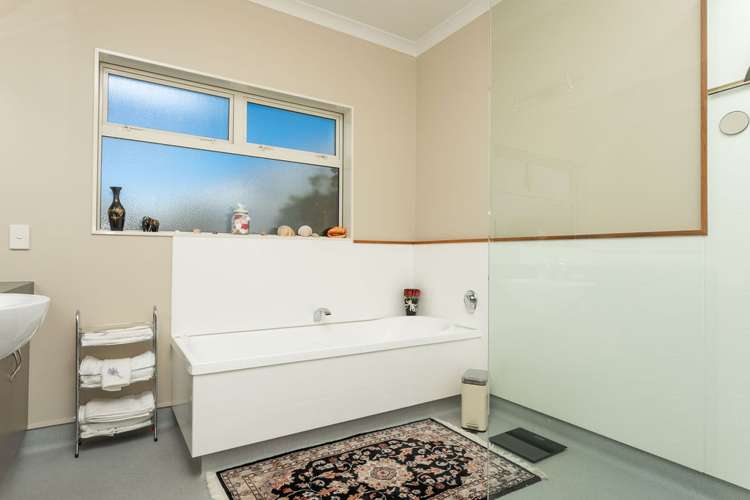 118 Guy Street Dannevirke_24