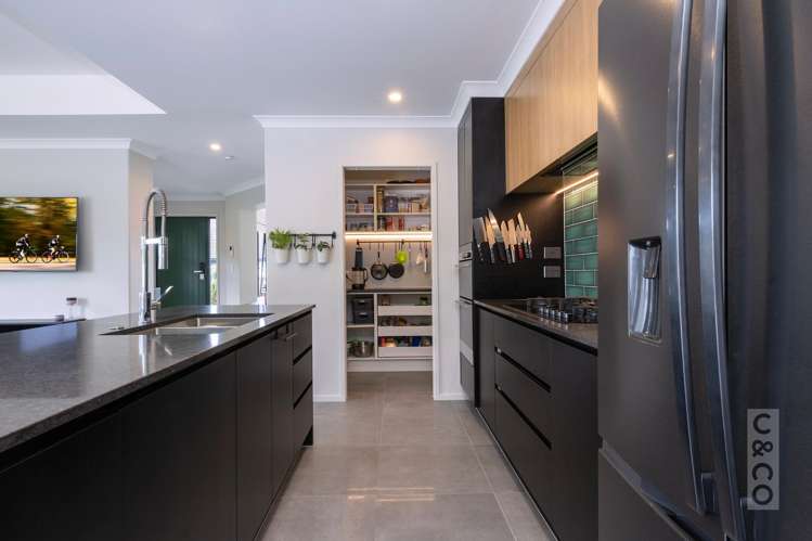 28 Leebank Crescent Riverhead_10