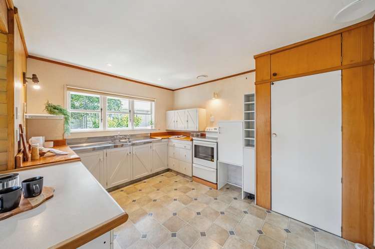 11 York Avenue Heretaunga_7