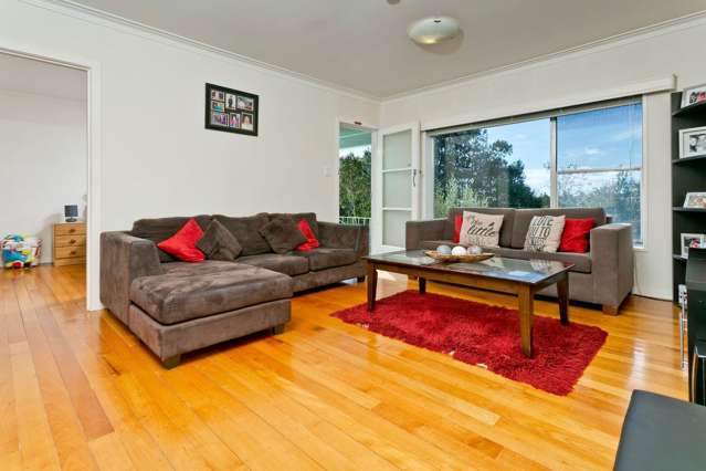 2/159 Coronation Road Hillcrest_1