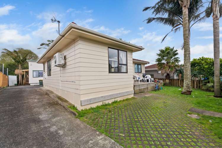 15 Edwin Freeman Place Ranui_5