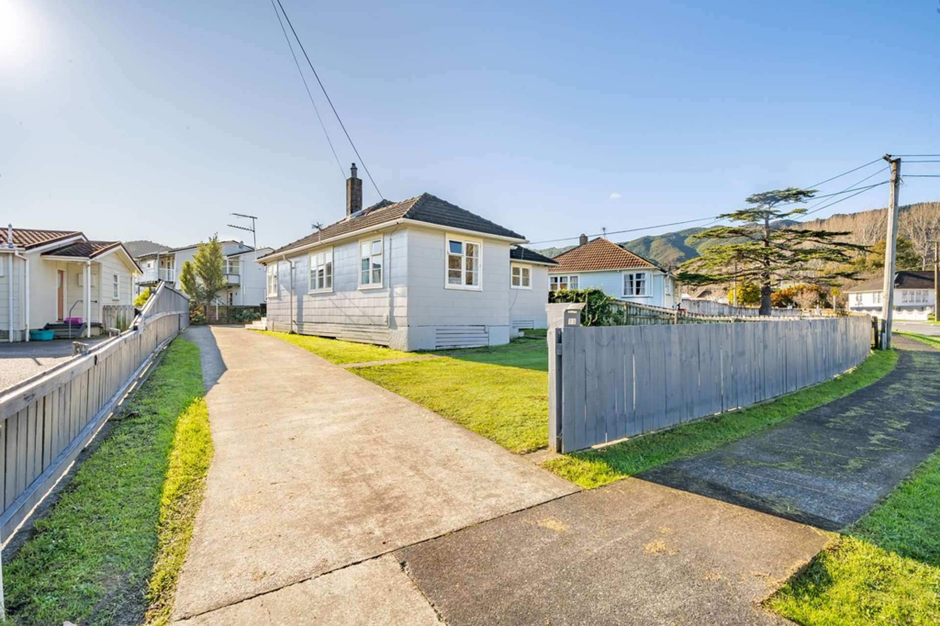 23 Strand Crescent Naenae_0