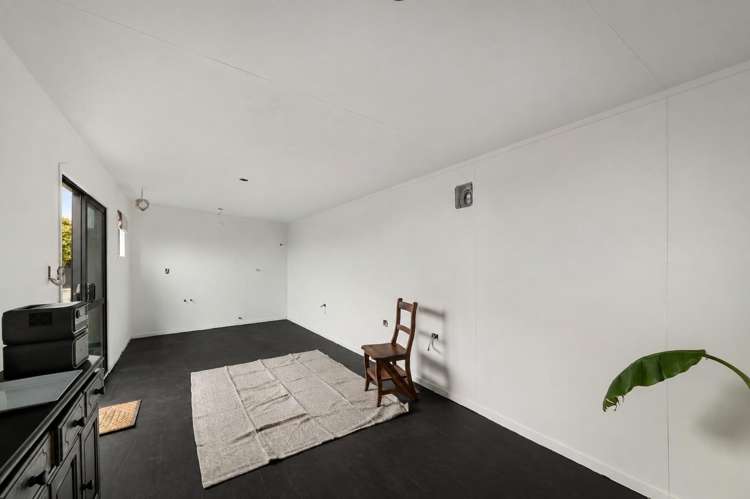 10 Poland Street_3