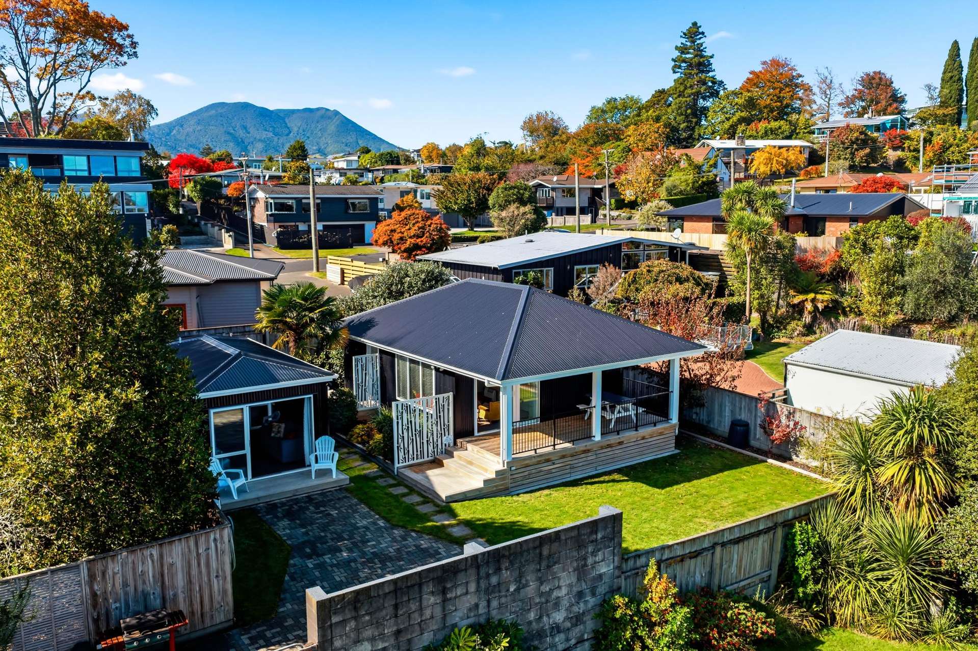 2/19 Awanui Street Hilltop_0
