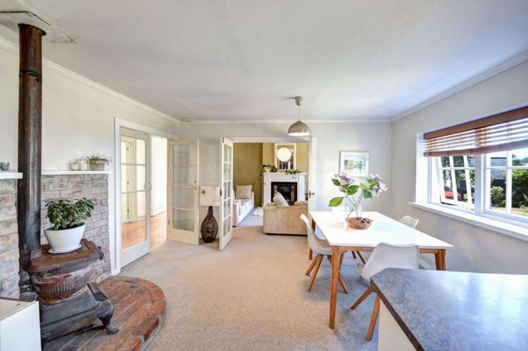 1215 Centre Road Henley_9