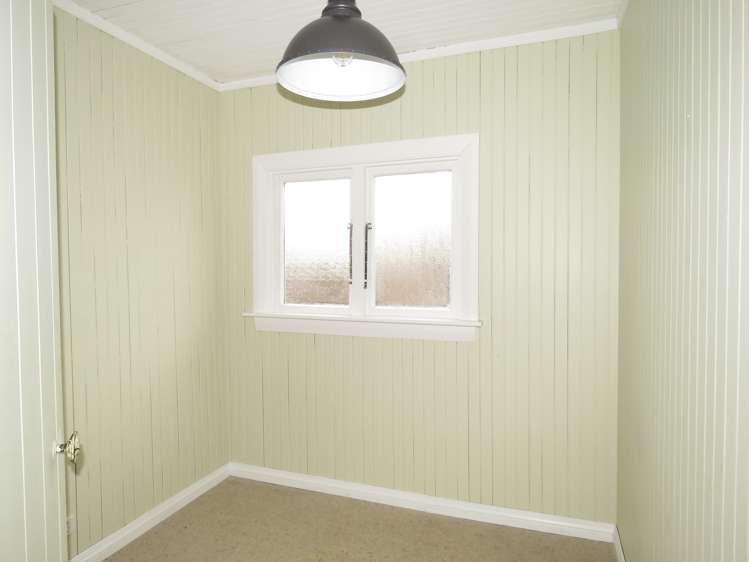 39 Shiel Street Reefton_7