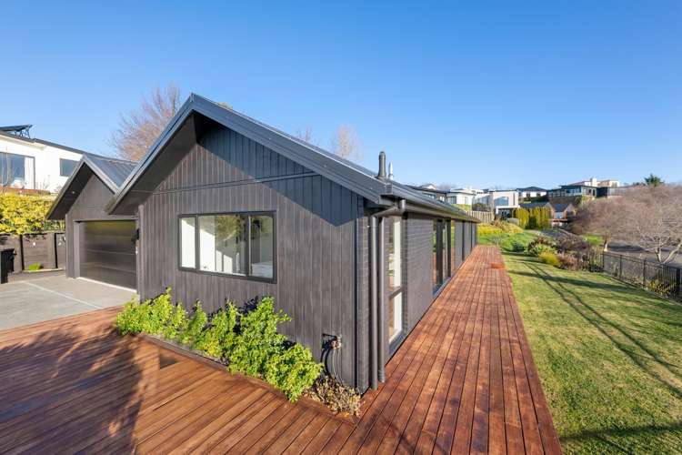 19 Golf View Close Fairhall_31