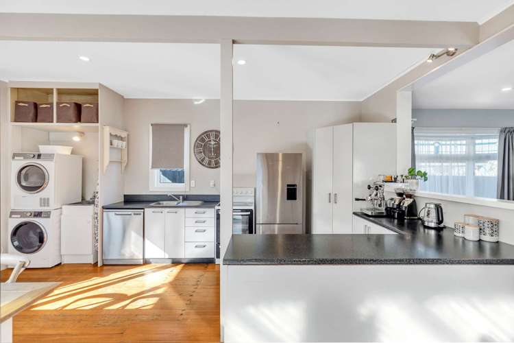 97 Sullivan Avenue Woolston_12