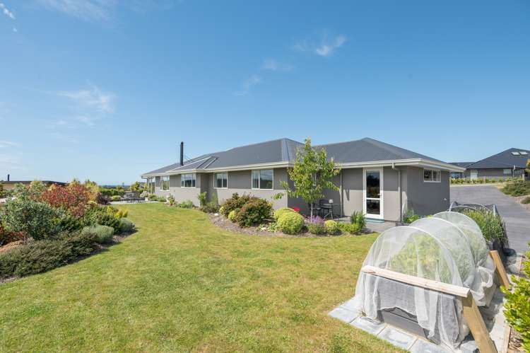 35 Redmill Road Redwood Valley_25