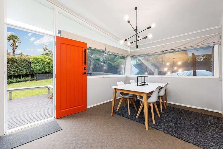 53 D'Oyly Drive Stanmore Bay_7
