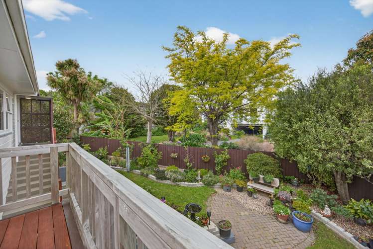 1/17 Rothwell Place Sunnyhills_25