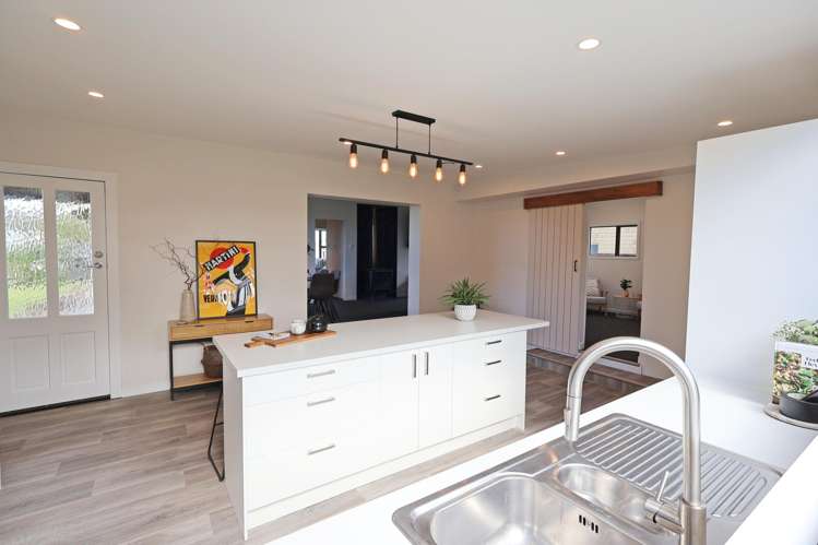 72 Herriot Street Richmond_5